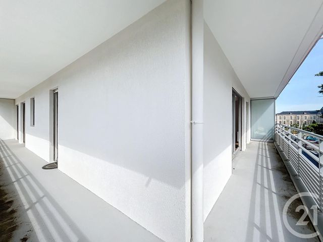 Appartement T4 à vendre - 4 pièces - 73 m2 - Reims - 51 - CHAMPAGNE-ARDENNE