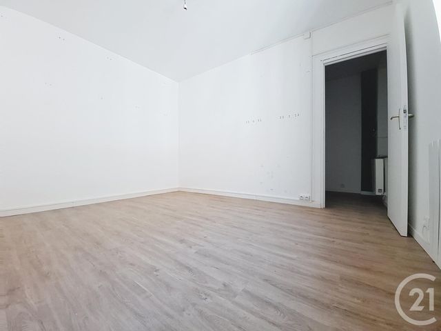 Appartement T4 à vendre - 4 pièces - 80 m2 - Reims - 51 - CHAMPAGNE-ARDENNE