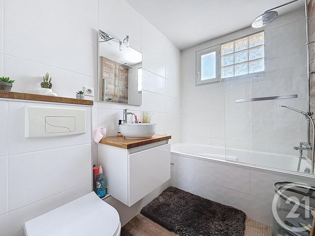 Maison à vendre - 6 pièces - 106 m2 - Tinqueux - 51 - CHAMPAGNE-ARDENNE