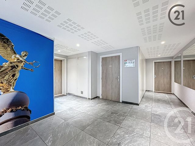 Appartement T2 à vendre - 2 pièces - 50 m2 - Reims - 51 - CHAMPAGNE-ARDENNE