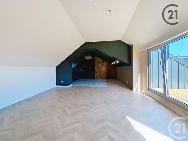 Appartement T4 à vendre - 4 pièces - 100,94 m2 - Reims - 51 - CHAMPAGNE-ARDENNE