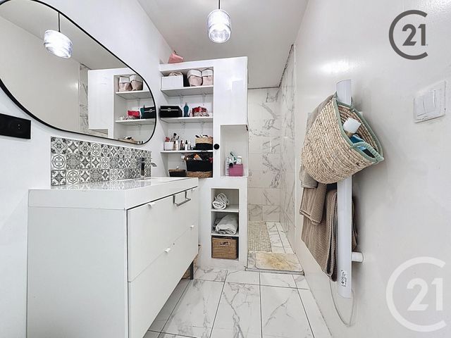 Appartement T4 &agrave; vendre - 4 pi&egrave;ces - 55,09 m2 - Reims - 51 - CHAMPAGNE-ARDENNE