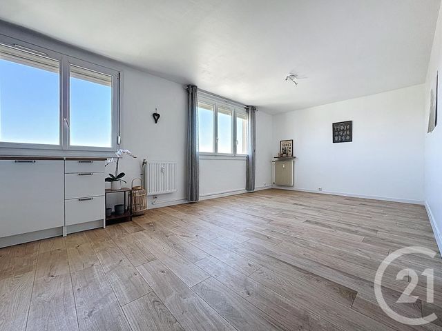 Appartement T3 &agrave; vendre - 3 pi&egrave;ces - 63,93 m2 - Tinqueux - 51 - CHAMPAGNE-ARDENNE