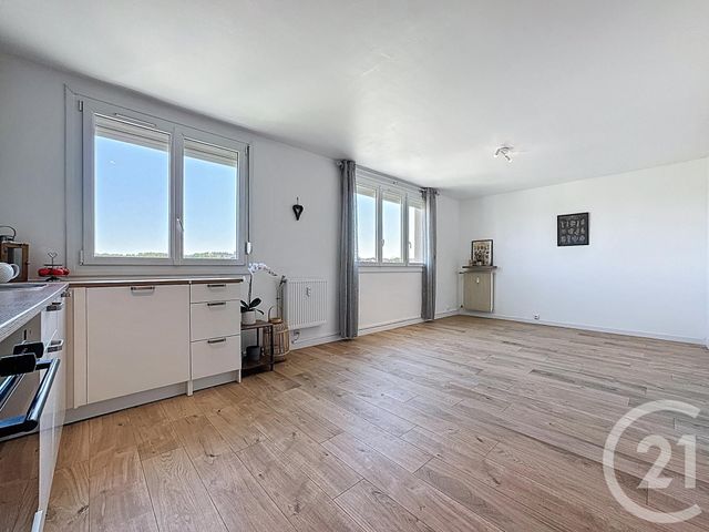 Appartement T3 &agrave; vendre - 3 pi&egrave;ces - 63,93 m2 - Tinqueux - 51 - CHAMPAGNE-ARDENNE