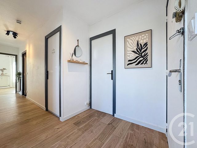 Appartement T3 &agrave; vendre - 3 pi&egrave;ces - 63,93 m2 - Tinqueux - 51 - CHAMPAGNE-ARDENNE