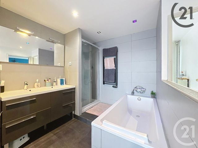 Appartement T5 &agrave; vendre - 5 pi&egrave;ces - 108,07 m2 - Reims - 51 - CHAMPAGNE-ARDENNE