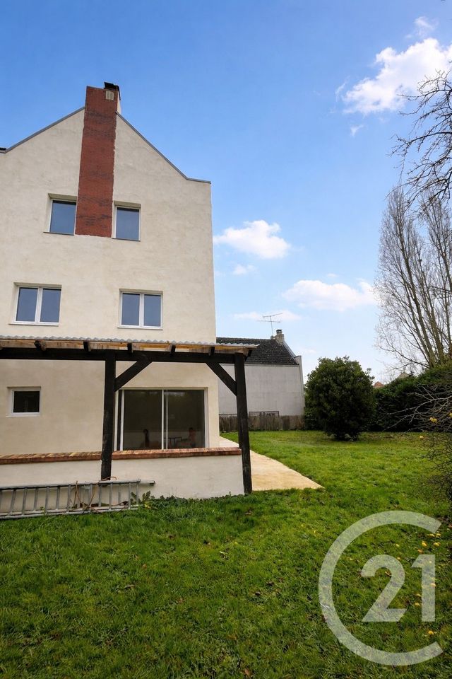 Prix immobilier AUNEAU BLEURY ST SYMPHORIEN - Photo d’une maison vendue