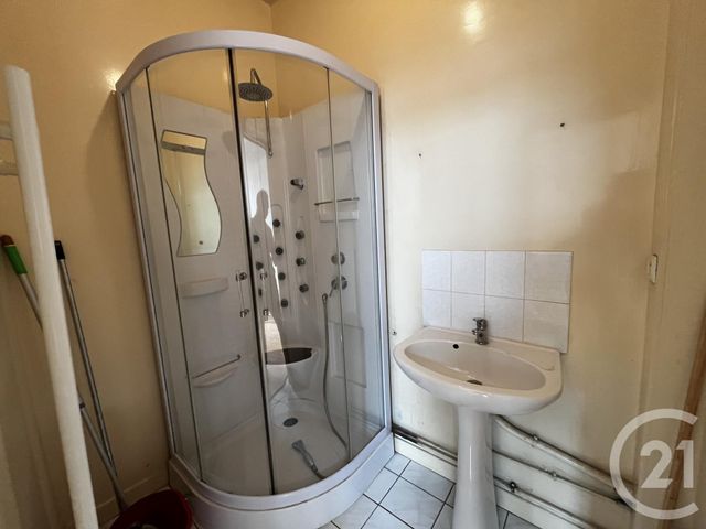 Appartement F2 à vendre - 2 pièces - 24 m2 - Auneau Bleury St Symphorien - 28 - CENTRE