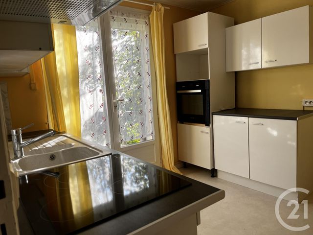 Maison à vendre - 4 pièces - 95,47 m2 - Auneau Bleury St Symphorien - 28 - CENTRE