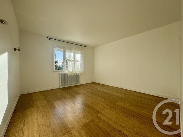 Maison à vendre - 6 pièces - 108,71 m2 - St Arnoult En Yvelines - 78 - ILE-DE-FRANCE