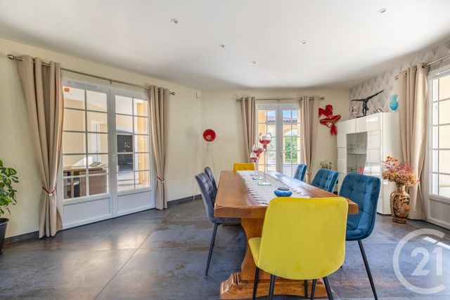 Maison à vendre - 7 pièces - 223 m2 - Ablis - 78 - ILE-DE-FRANCE