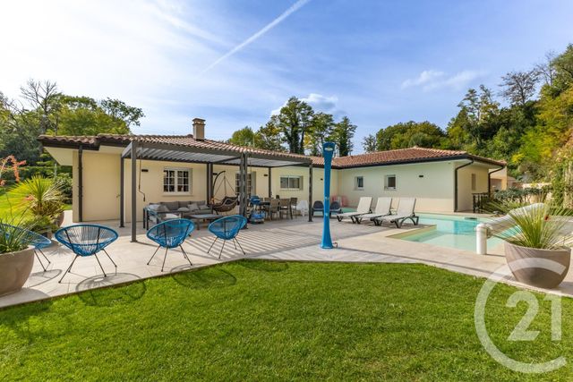 Maison à vendre - 7 pièces - 223 m2 - Rambouillet - 78 - ILE-DE-FRANCE