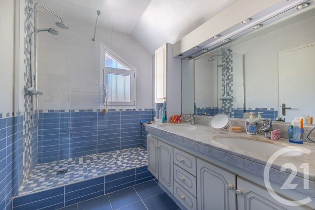 Maison &agrave; vendre - 7 pi&egrave;ces - 234 m2 - Rochefort En Yvelines - 78 - ILE-DE-FRANCE