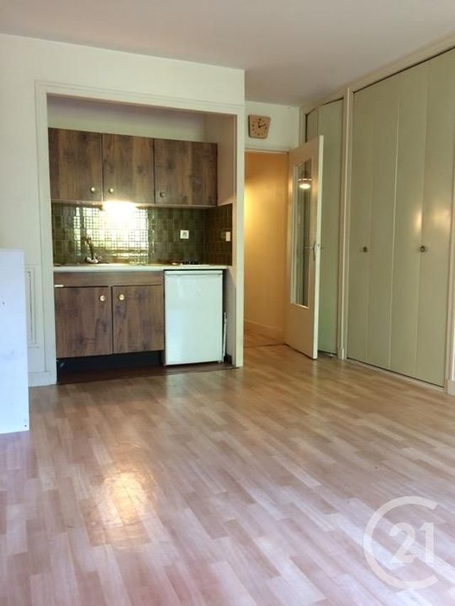 Appartement Studio &agrave; vendre - 1 pi&egrave;ce - 27,59 m2 - Gif Sur Yvette - 91 - ILE-DE-FRANCE