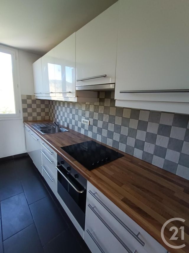 Appartement F4 &agrave; vendre - 4 pi&egrave;ces - 82,11 m2 - Amelie Les Bains Palalda - 66 - LANGUEDOC-ROUSSILLON