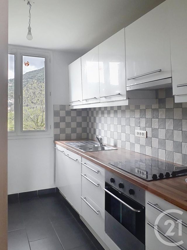 Appartement F4 &agrave; vendre - 4 pi&egrave;ces - 82,11 m2 - Amelie Les Bains Palalda - 66 - LANGUEDOC-ROUSSILLON