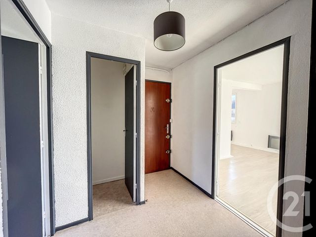 Appartement à louer - 3 pièces - 70,25 m2 - Amelie Les Bains Palalda - 66 - LANGUEDOC-ROUSSILLON