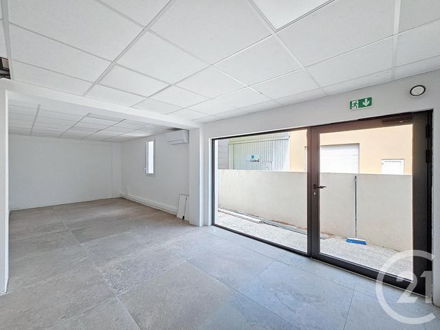 Appartement Local à louer - 1 pièce - 37,10 m2 - Ceret - 66 - LANGUEDOC-ROUSSILLON