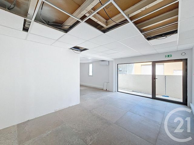 Appartement Local à louer - 1 pièce - 37,10 m2 - Ceret - 66 - LANGUEDOC-ROUSSILLON