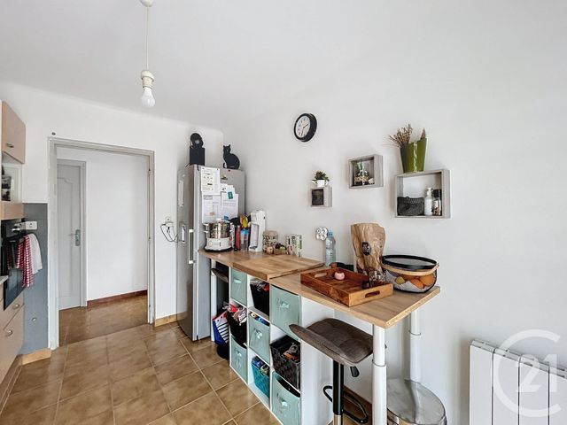 Appartement F4 &agrave; louer - 4 pi&egrave;ces - 94,55 m2 - Ceret - 66 - LANGUEDOC-ROUSSILLON