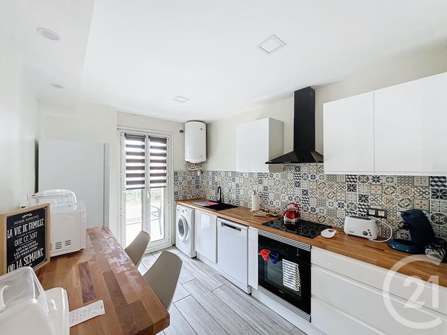 Appartement F4 &agrave; vendre - 4 pi&egrave;ces - 82,30 m2 - Amelie Les Bains Palalda - 66 - LANGUEDOC-ROUSSILLON