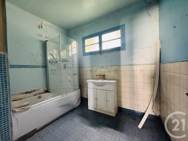 Appartement T5 &agrave; vendre - 5 pi&egrave;ces - 96,74 m2 - Arles Sur Tech - 66 - LANGUEDOC-ROUSSILLON