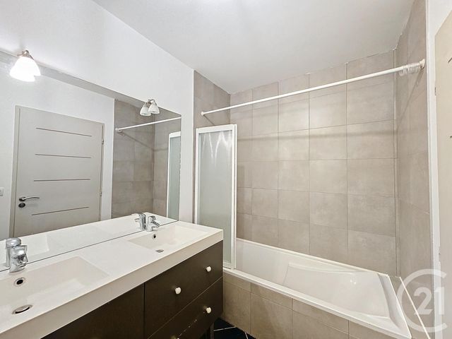 Appartement T3 à vendre - 3 pièces - 72,36 m2 - Ceret - 66 - LANGUEDOC-ROUSSILLON