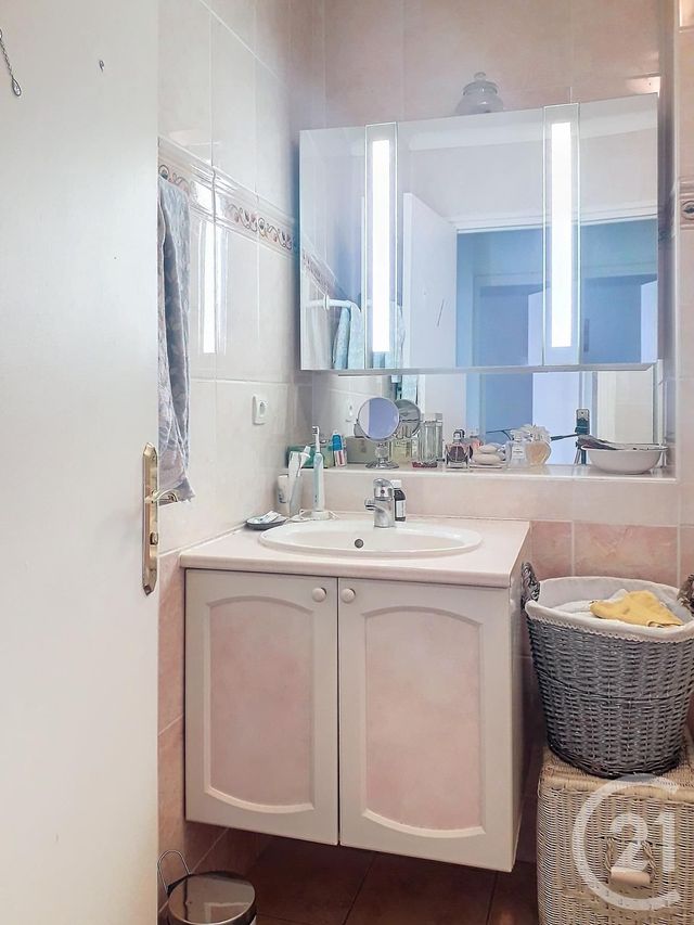 Appartement F3 à vendre - 3 pièces - 60,24 m2 - Amelie Les Bains Palalda - 66 - LANGUEDOC-ROUSSILLON