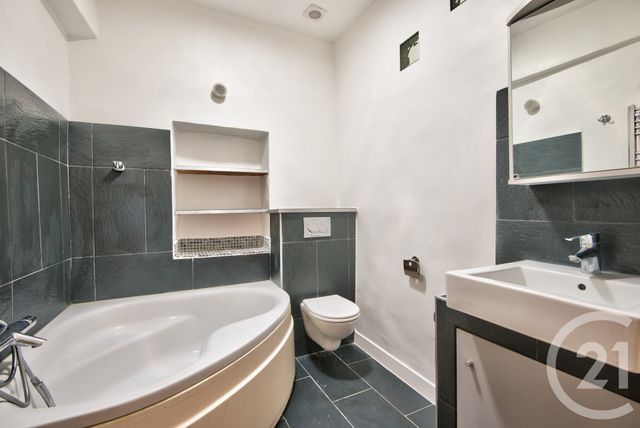 Appartement F4 à vendre - 4 pièces - 67,22 m2 - Villefranche Sur Mer - 06 - PROVENCE-ALPES-COTE-D-AZUR