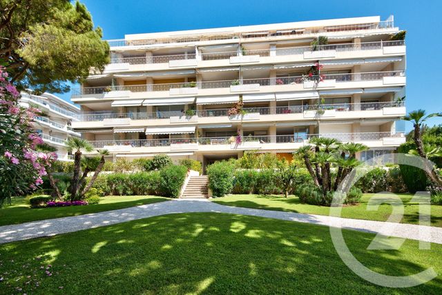 Appartement F3 à vendre - 3 pièces - 103 m2 - Cannes - 06 - PROVENCE-ALPES-COTE-D-AZUR