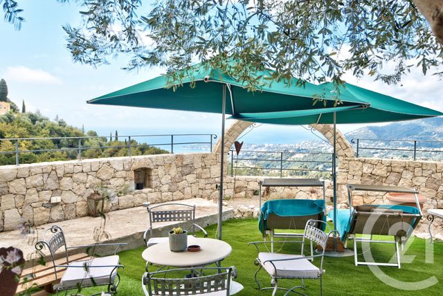 maison - CASTELLAR - 06