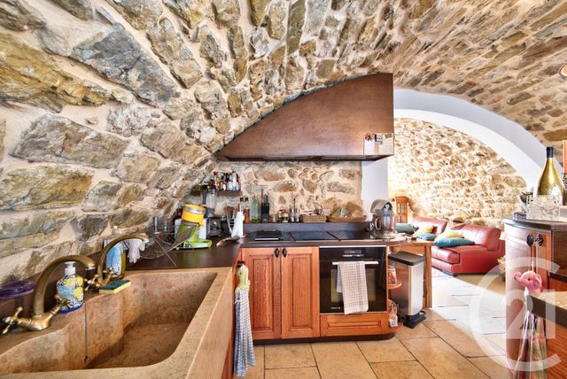 Maison à vendre - 4 pièces - 175 m2 - Castellar - 06 - PROVENCE-ALPES-COTE-D-AZUR
