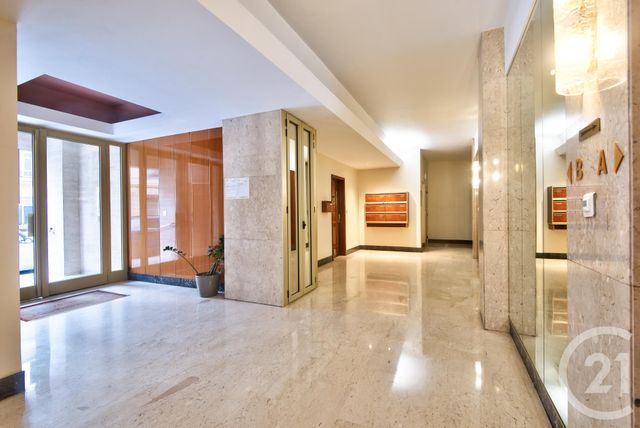 Appartement F3 à vendre - 3 pièces - 70 m2 - Nice - 06 - PROVENCE-ALPES-COTE-D-AZUR