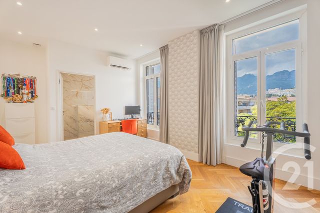 Appartement F3 &agrave; vendre - 3 pi&egrave;ces - 87,50 m2 - Menton - 06 - PROVENCE-ALPES-COTE-D-AZUR