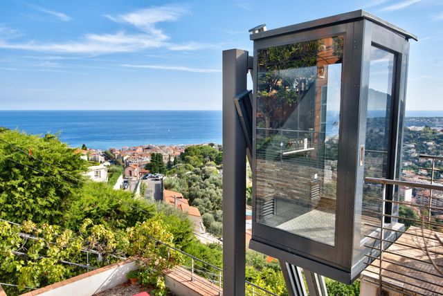 Maison à vendre - 7 pièces - 335 m2 - Menton - 06 - PROVENCE-ALPES-COTE-D-AZUR