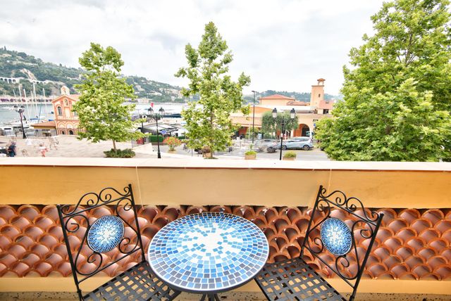 Appartement F3 à vendre - 3 pièces - 65 m2 - Villefranche Sur Mer - 06 - PROVENCE-ALPES-COTE-D-AZUR