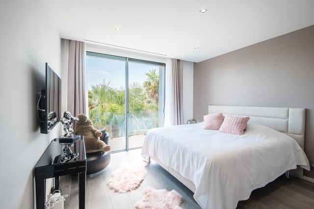 Maison &agrave; vendre - 5 pi&egrave;ces - 256 m2 - Roquefort Les Pins - 06 - PROVENCE-ALPES-COTE-D-AZUR