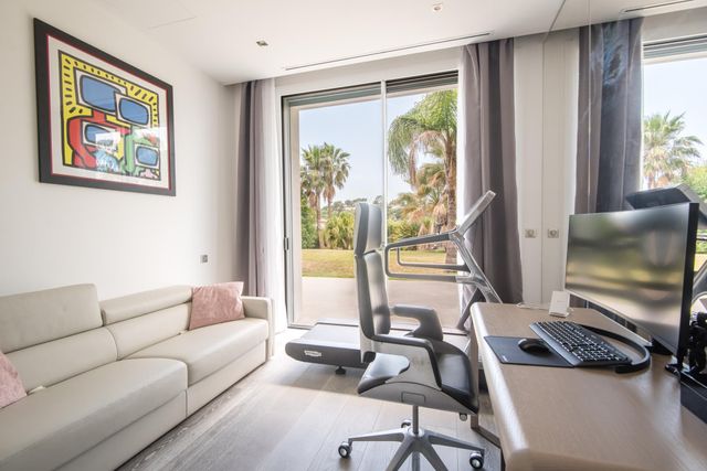 Maison &agrave; vendre - 5 pi&egrave;ces - 256 m2 - Roquefort Les Pins - 06 - PROVENCE-ALPES-COTE-D-AZUR