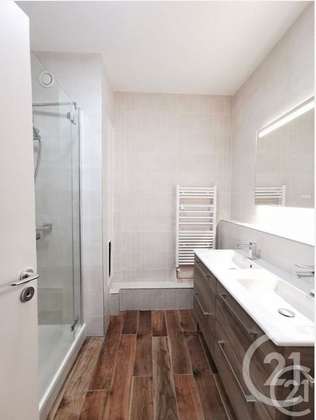 Appartement F3 &agrave; louer - 3 pi&egrave;ces - 86,03 m2 - Neuilly Sur Seine - 92 - ILE-DE-FRANCE