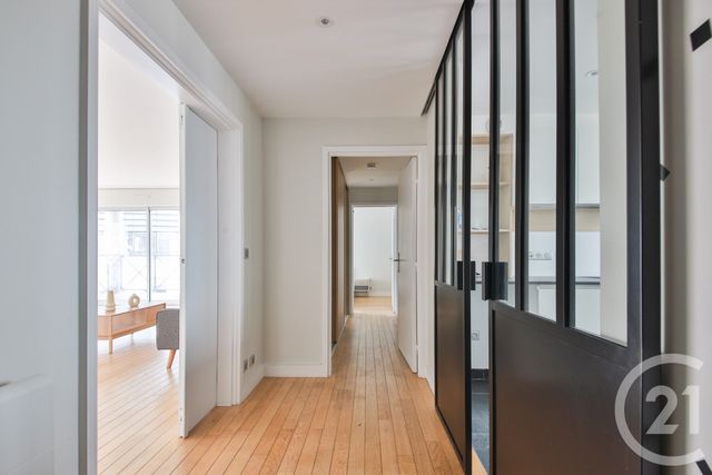 Appartement F4 &agrave; louer - 4 pi&egrave;ces - 113 m2 - Paris - 75009 - ILE-DE-FRANCE