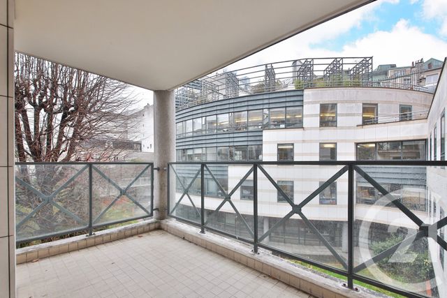 Appartement F4 &agrave; louer - 4 pi&egrave;ces - 113 m2 - Paris - 75009 - ILE-DE-FRANCE