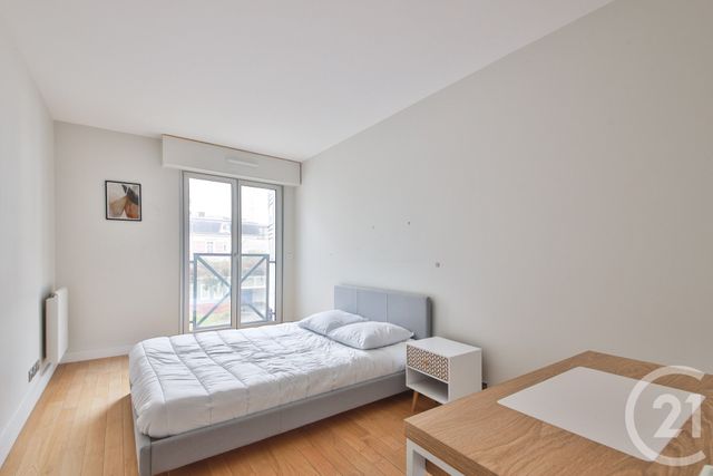 Appartement F4 &agrave; louer - 4 pi&egrave;ces - 113 m2 - Paris - 75009 - ILE-DE-FRANCE