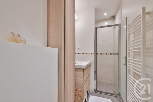 Appartement F4 &agrave; vendre - 4 pi&egrave;ces - 87,95 m2 - Paris - 75008 - ILE-DE-FRANCE