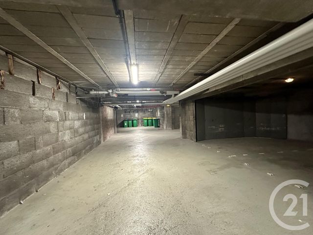 Parking &agrave; louer - 12 m2 - Paris - 75116 - ILE-DE-FRANCE