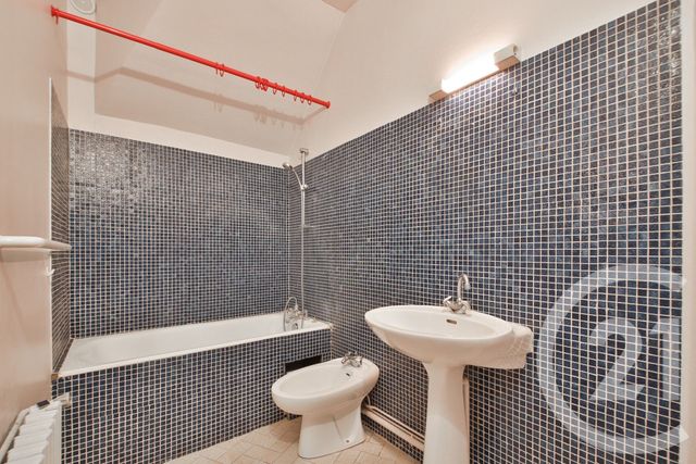 Appartement F6 &agrave; vendre - 6 pi&egrave;ces - 130,70 m2 - Paris - 75008 - ILE-DE-FRANCE