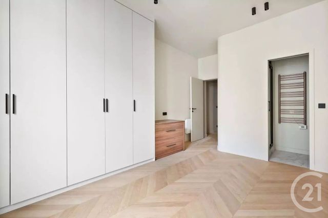 Appartement F5 &agrave; vendre - 5 pi&egrave;ces - 105,26 m2 - Paris - 75009 - ILE-DE-FRANCE