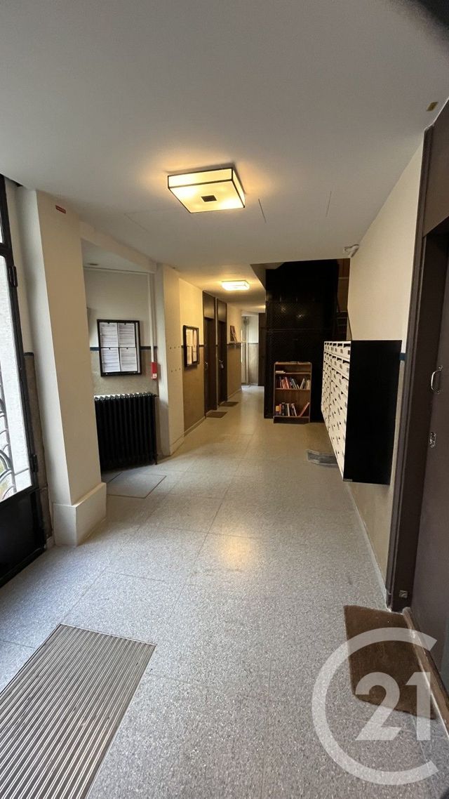 Appartement F2 &agrave; vendre - 2 pi&egrave;ces - 31,67 m2 - Paris - 75018 - ILE-DE-FRANCE