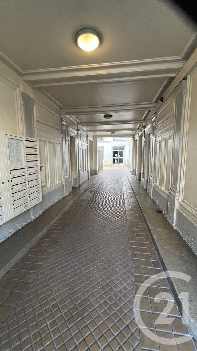 Appartement F2 &agrave; vendre - 2 pi&egrave;ces - 55,17 m2 - Paris - 75010 - ILE-DE-FRANCE