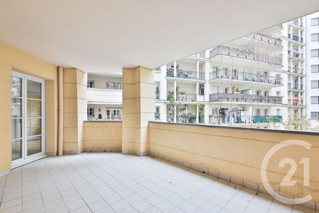 Appartement F4 &agrave; vendre - 4 pi&egrave;ces - 84,02 m2 - Courbevoie - 92 - ILE-DE-FRANCE