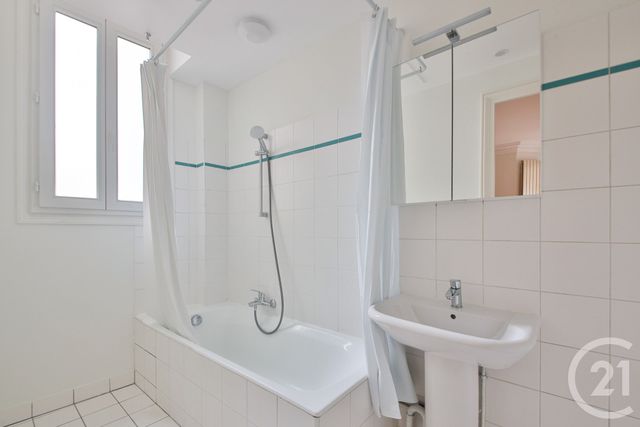 Appartement F2 &agrave; louer - 2 pi&egrave;ces - 55,80 m2 - Paris - 75016 - ILE-DE-FRANCE